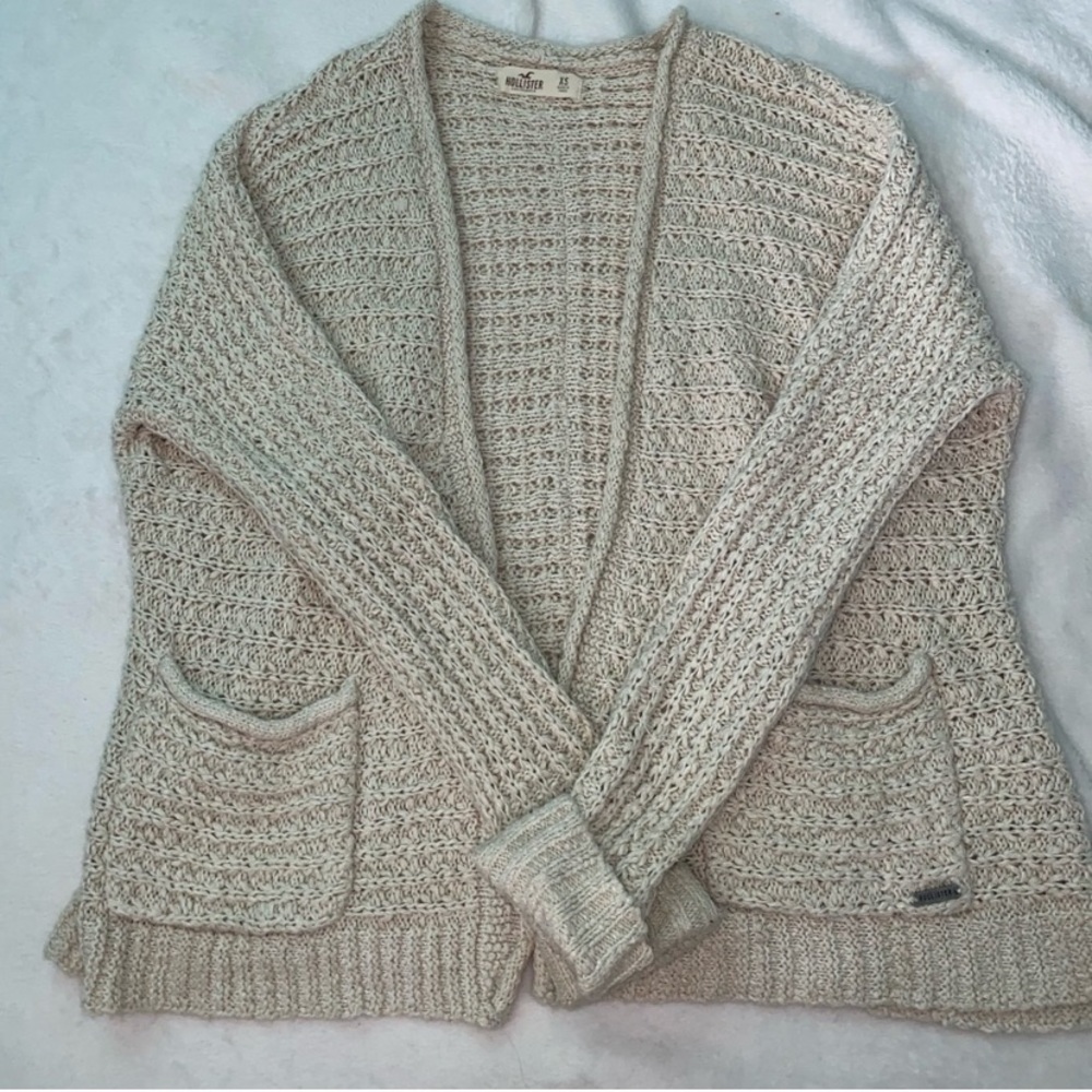 Hollister Cardigan